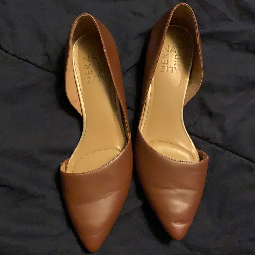 Naturalizer Womens Pointed Toe Flats